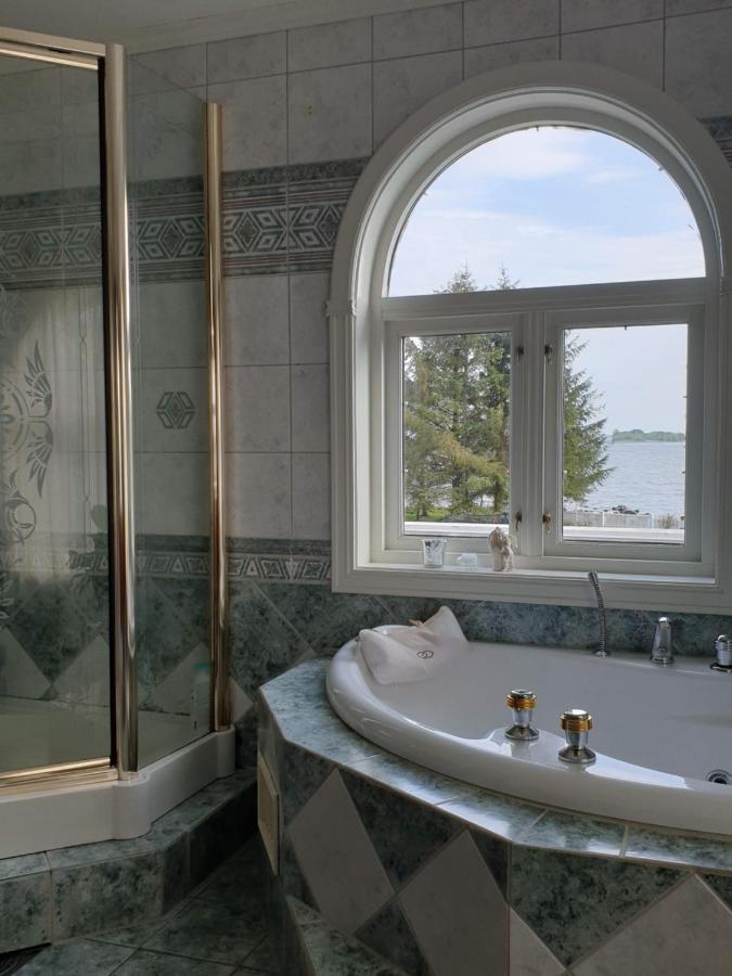 Beach Front Villa In Tonsberg Norway Only July 20-25 Ngoại thất bức ảnh